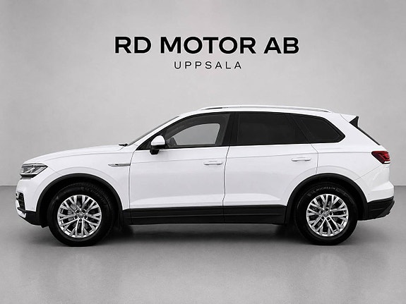 Volkswagen Touareg 4 of 5