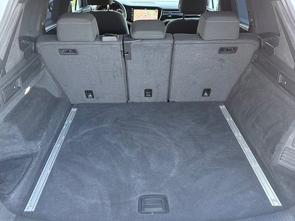 Volkswagen Touareg 18 of 30