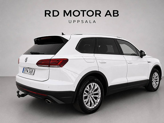 Volkswagen Touareg 6 of 30