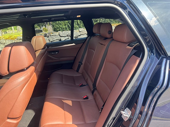 BMW M550d 10 of 11