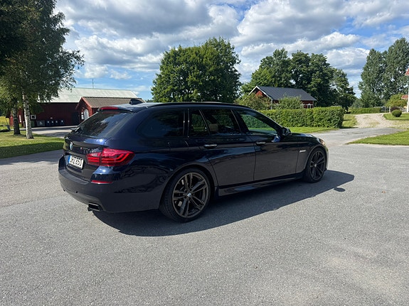 BMW M550d 5 of 5