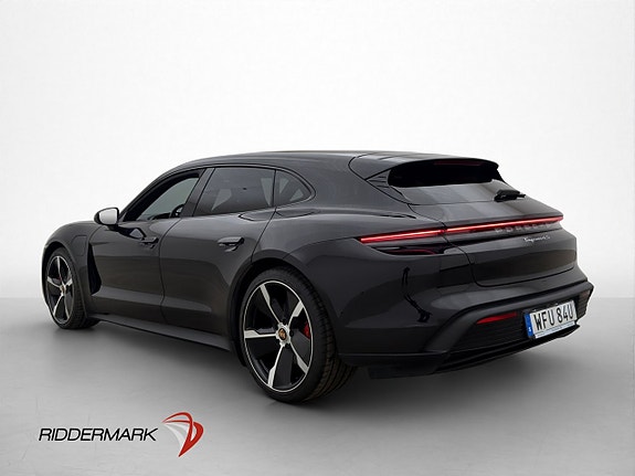 Porsche Taycan 9 of 30