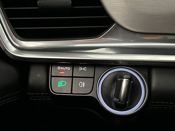 Porsche Panamera 4 15 of 30