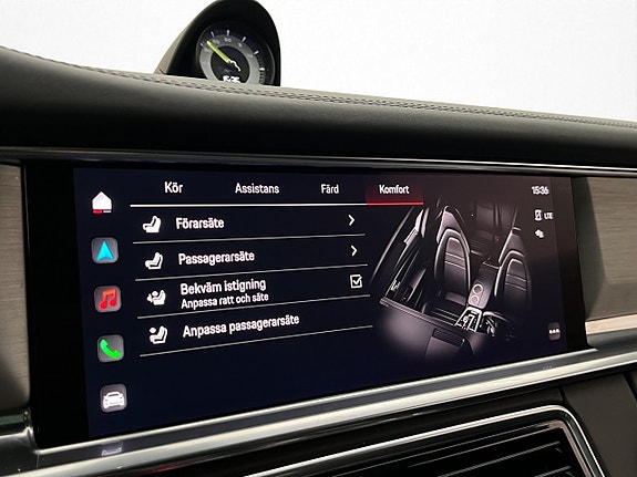 Porsche Panamera 4 28 of 30