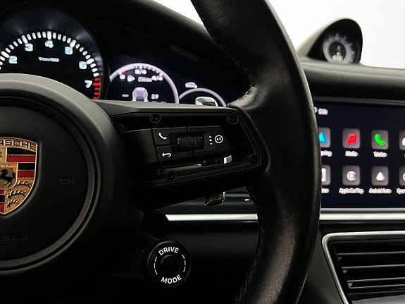 Porsche Panamera 4 19 of 30