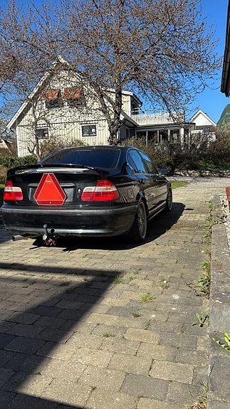 BMW 320i 6 of 9