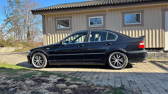 BMW 320i 7 of 9