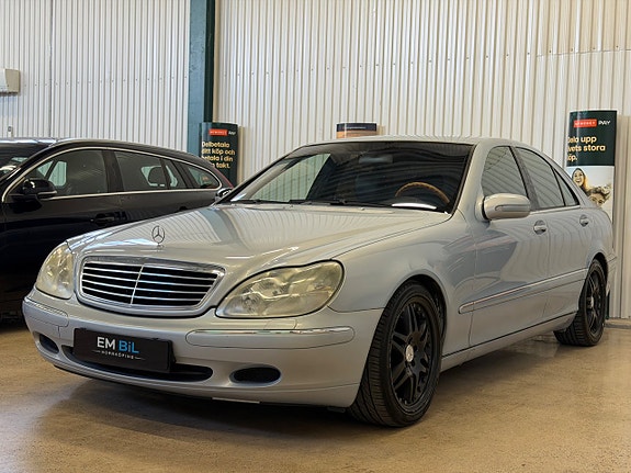 Mercedes-Benz S320 4 of 19