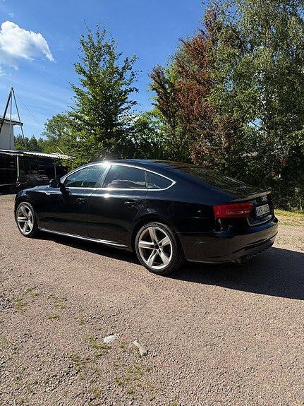 Audi A5 4 of 5