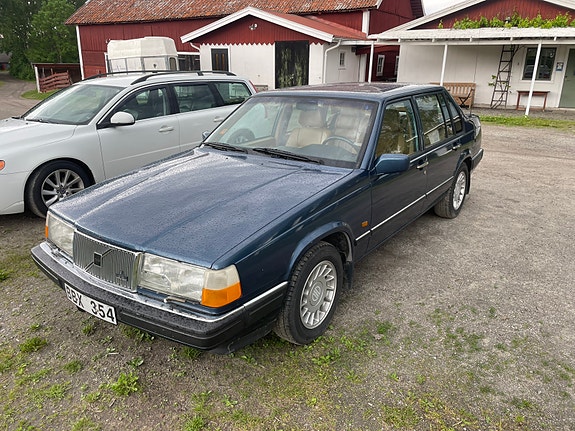 Volvo 960 3 of 5