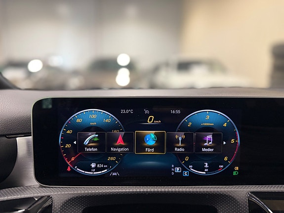 Mercedes-Benz A180 d 21 of 27