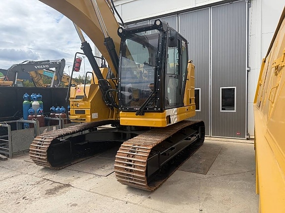 CAT 325 8 of 15