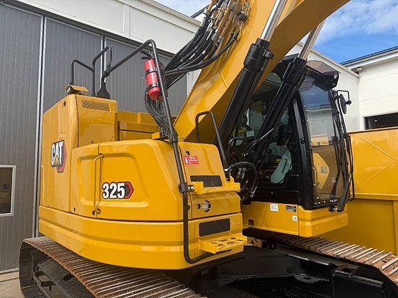 CAT 325 3 of 15
