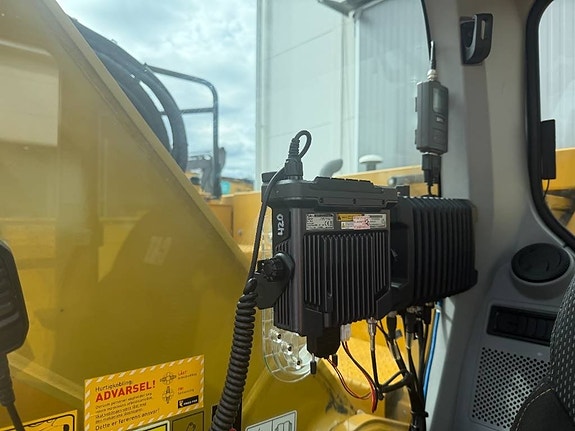 CAT 325 15 of 15