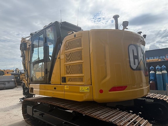 CAT 325 9 of 15