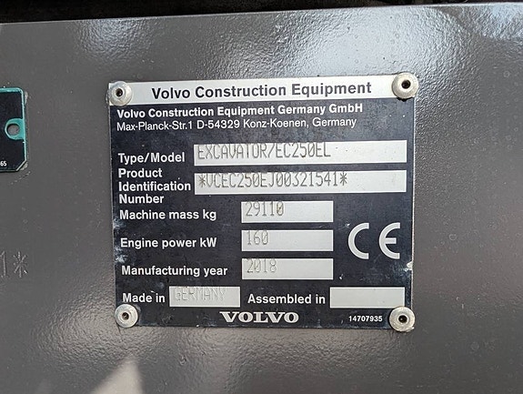 Volvo EC 250 EL 11 of 23