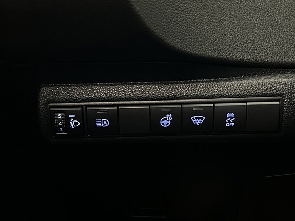 Toyota Corolla 16 of 23