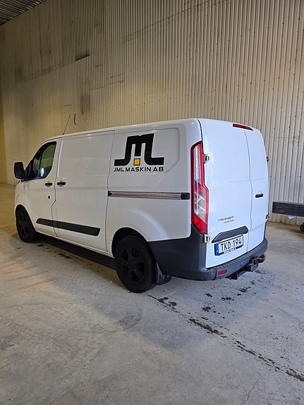 Ford Transit Custom 5 of 5