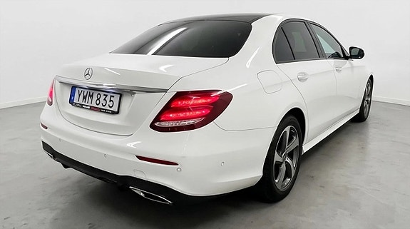 Mercedes-Benz E 220 d 4 of 18