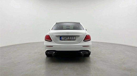 Mercedes-Benz E220 d 5 of 18