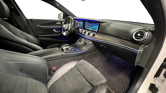 Mercedes-Benz E220 d 16 of 18