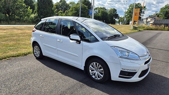 Citroen C4 Picasso 2 of 5