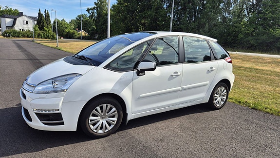 Citroen C4 Picasso 3 of 5