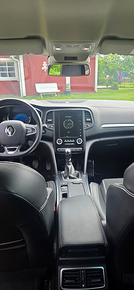 Renault Megane IV 4 of 6