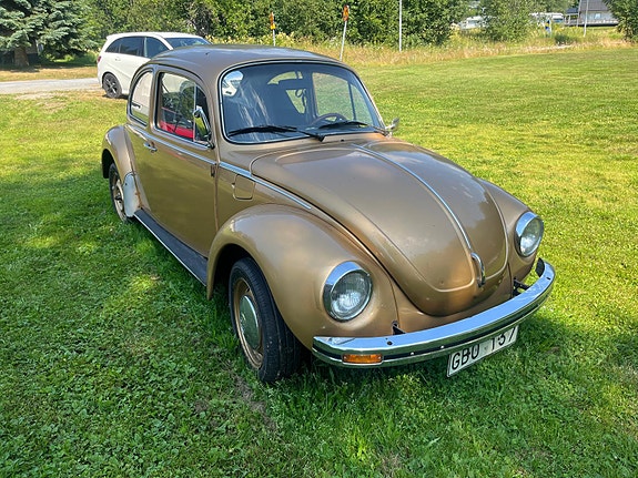 Volkswagen 1303 2 of 5