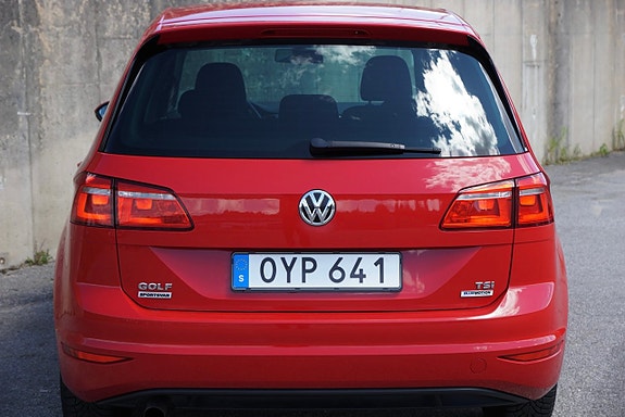 Volkswagen Golf Sportsvan 11 of 21