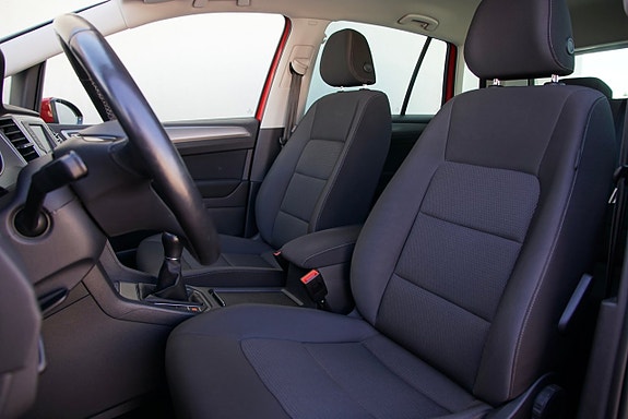 Volkswagen Golf Sportsvan 14 of 21