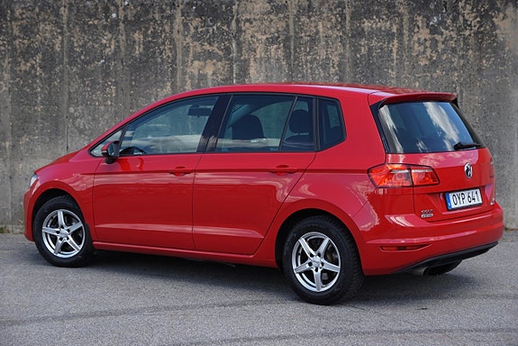 Volkswagen Golf Sportsvan 4 of 5