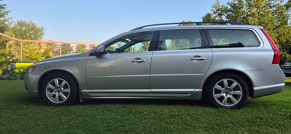 Volvo V70 9 of 10