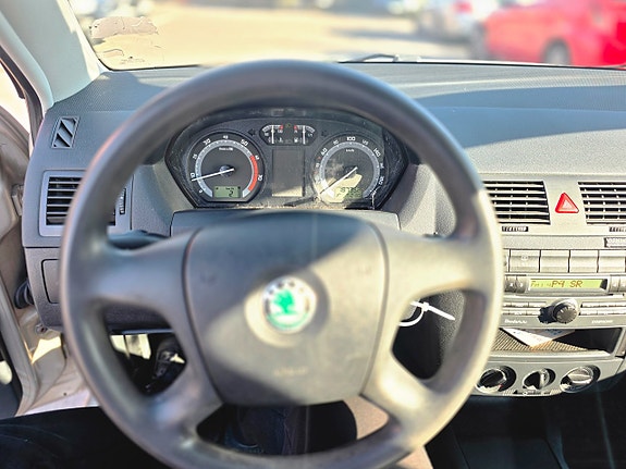 Skoda Fabia 11 of 15