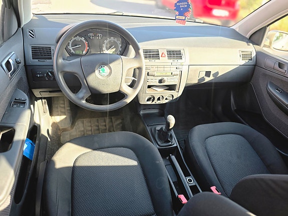Skoda Fabia 8 of 15