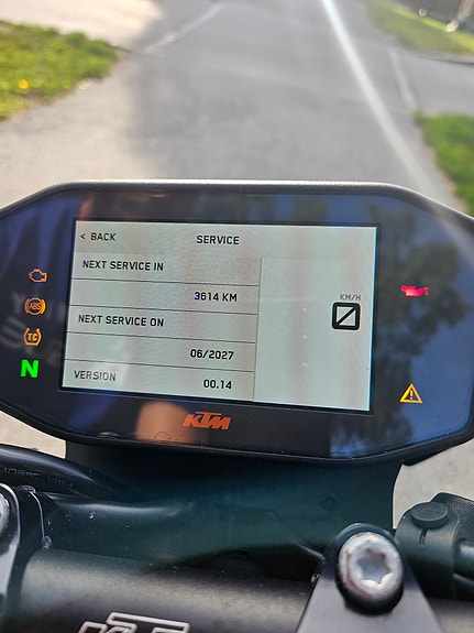 KTM 890 DUKE R 5 of 5