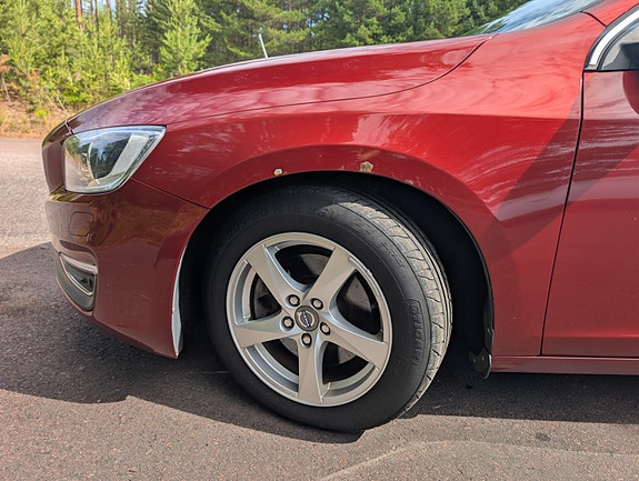Volvo V60 4 of 5