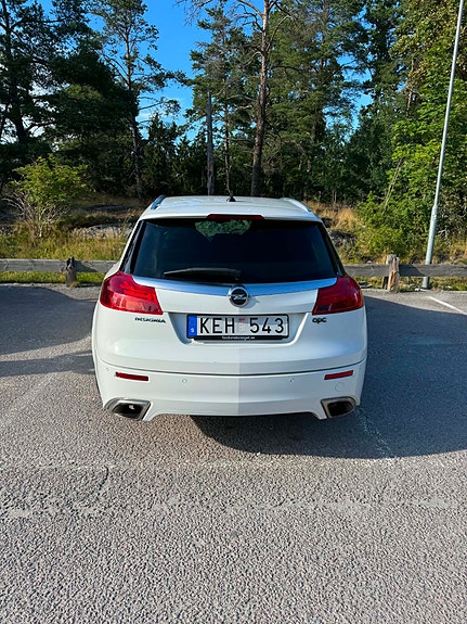 Opel Insignia 3 of 11