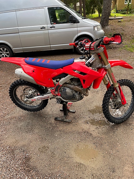 Honda Crf 450r 2 of 4