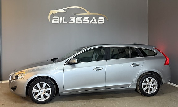 Volvo V60 3 of 15