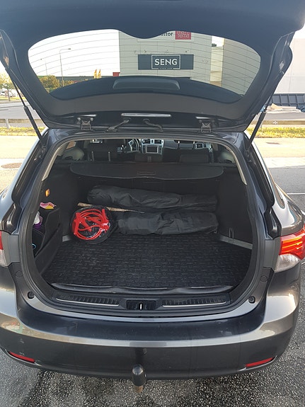 Toyota Avensis 9 of 16