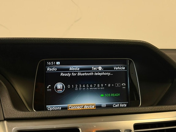 Mercedes-Benz E220 11 of 23