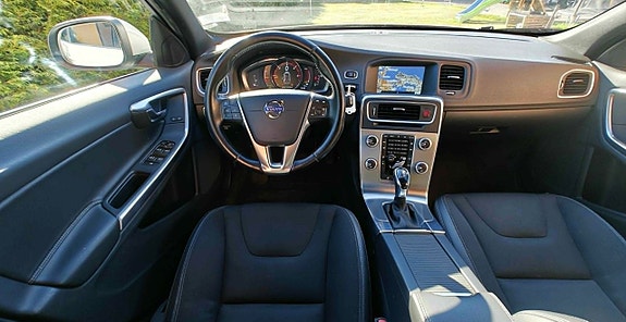 Volvo V60 15 of 26