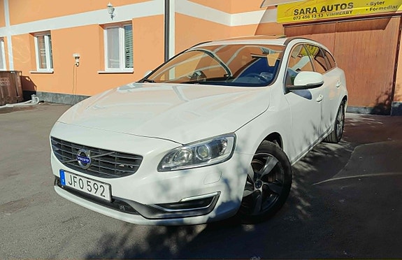 Volvo V60 4 of 26