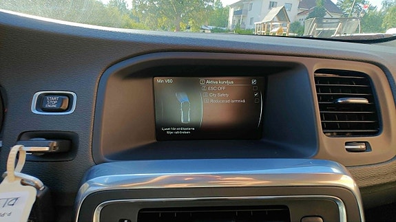 Volvo V60 16 of 26