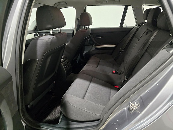 BMW 320d 9 of 14