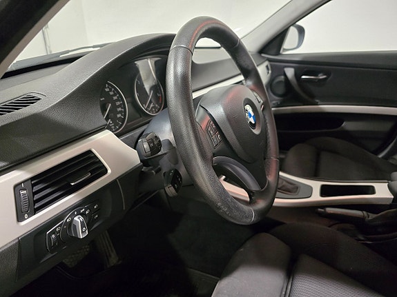 BMW 320d 8 of 14