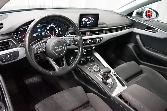 Audi A4 9 of 22