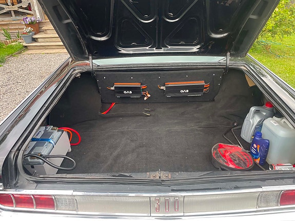 Chrysler 300 7 of 8