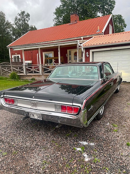 Chrysler 300 4 of 5